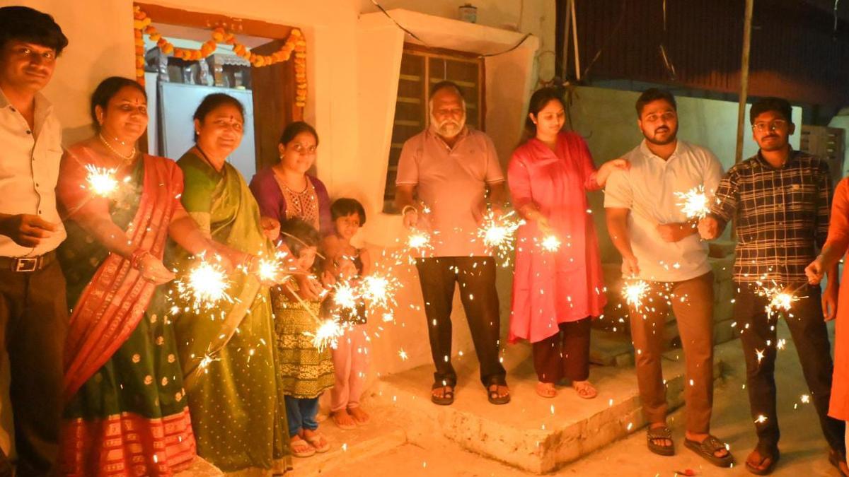 Hyderabad soaked in festive splendour as residents celebrate Deepavali with joy