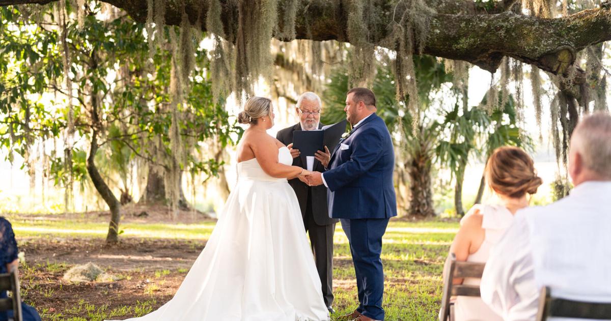 For the mayor of Folly Beach, love is a side gig