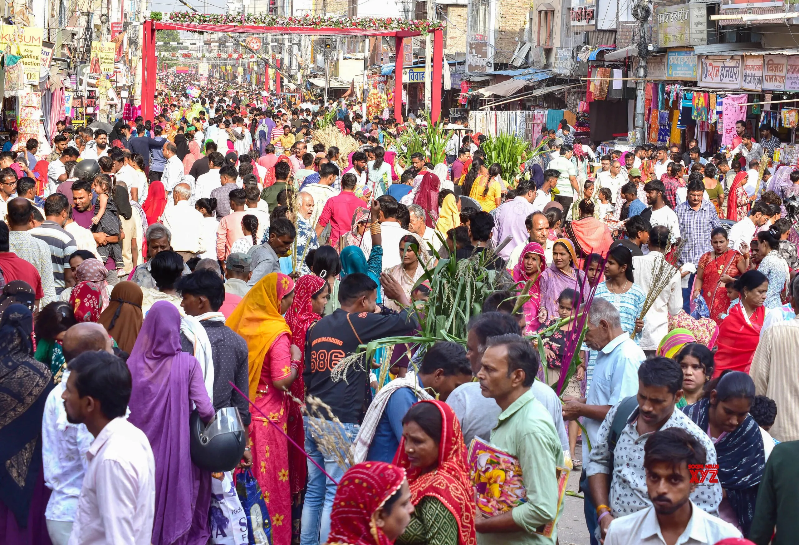 Festive rush in Bikaner ahead of Diwali celebrations #Gallery