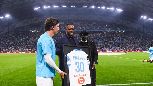 Olympique Marseille retire Steve Mandanda’s iconic number 30 jersey
