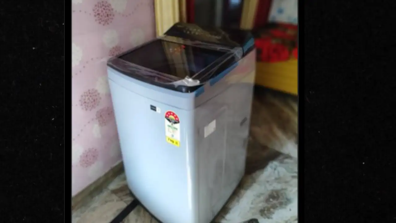 Woman Gifts A Washing Machine To Mother On Dhanteras; Mom, Along With Internet– Disapproves! Viral
