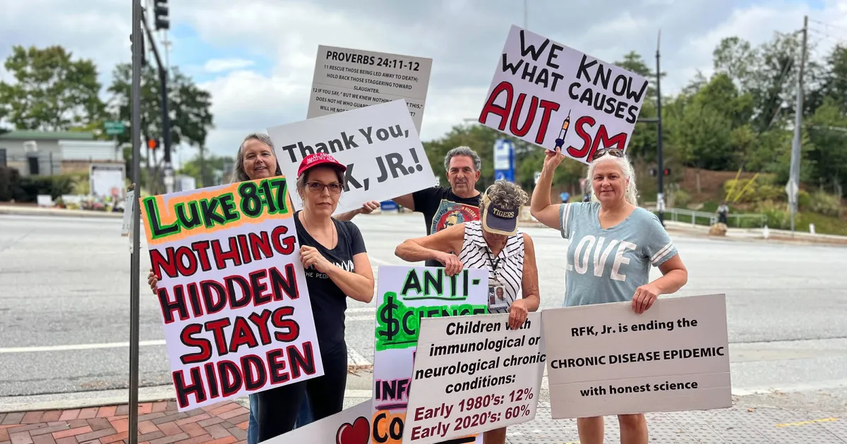 Anti-Vax Activists Staged a Rally Exactly Where an Anti-Vax Gunman Killed an Officer Last Month