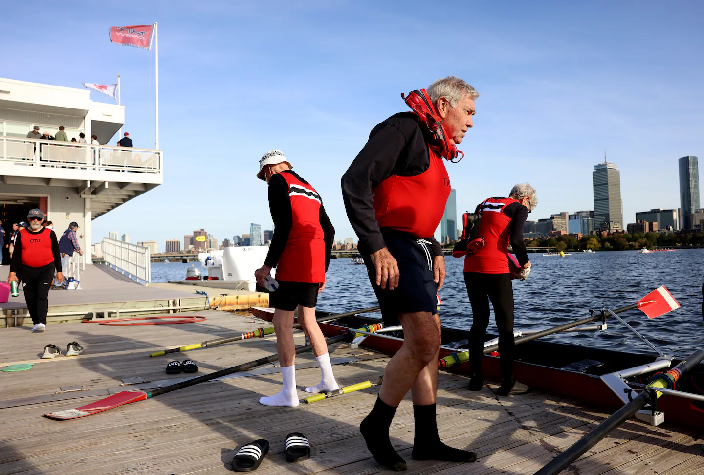 Octogenarian rowers find community