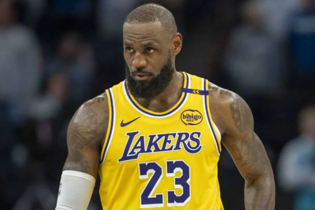 LeBron James’ ‘Fake’ Behavior Caused Ugly Scenes in Lakers Locker Room - Report