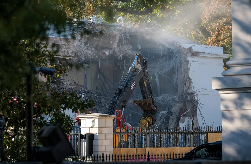 White House ballroom construction begins, East Wing damaged