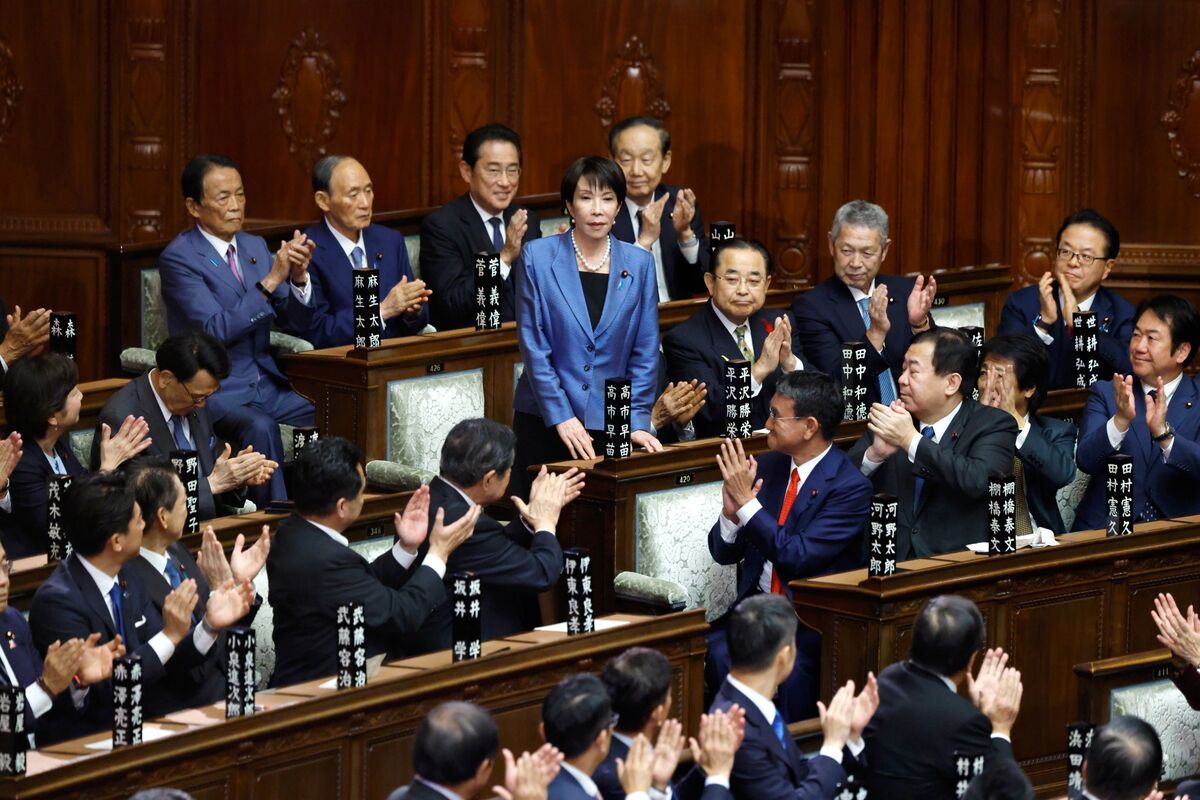 Japan Moves to the Right With Pro-Stimulus Nationalist Leader