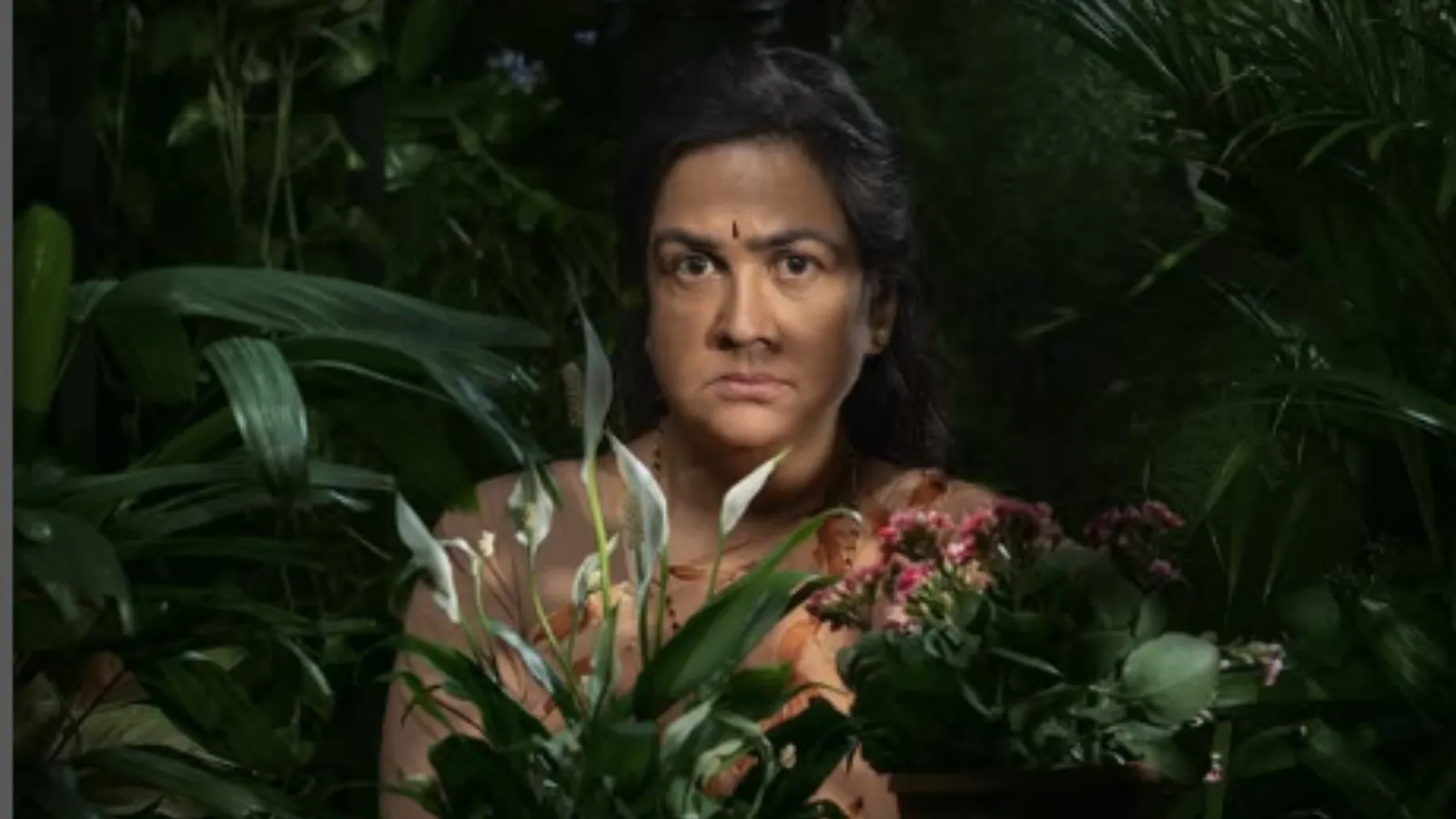 Malayalam film Aasha 1st Look Out: Urvashi Looks Fierce In This Psychological Thriller