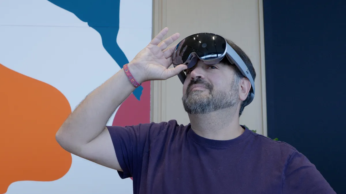 I Tried Samsung Galaxy XR: Like Apple Vision Pro for Half the Price (and Twice the AI)