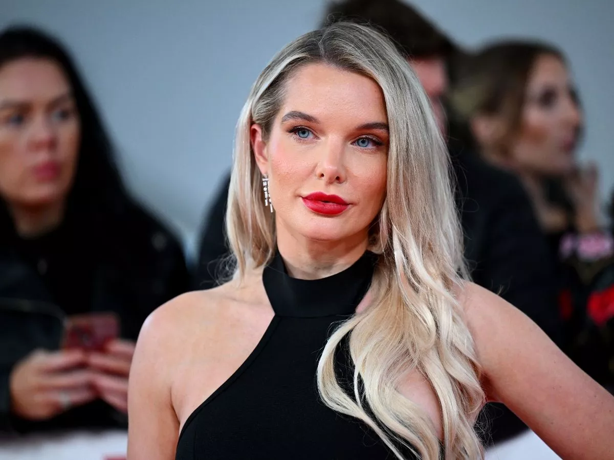 Helen Flanagan takes fresh swipe at ex Scott Sinclair as she's set to spend Christmas without kids