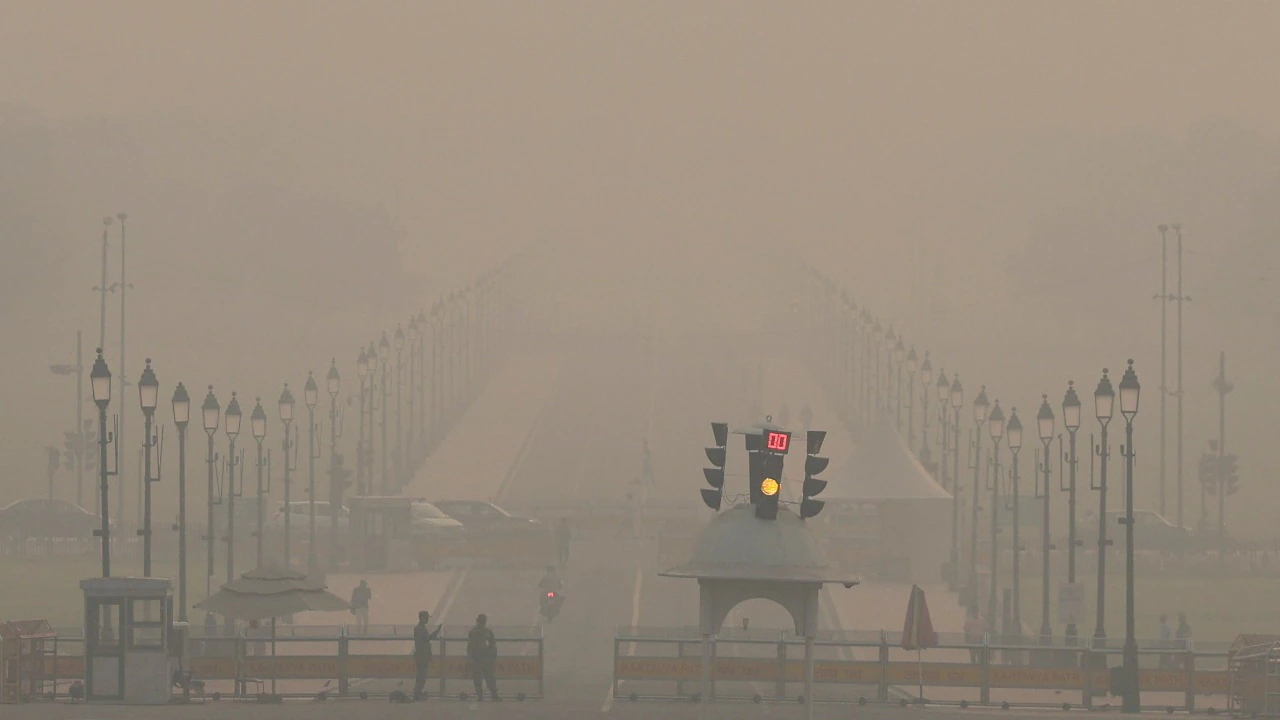 AQI units shut to hide Delhi pollution: AAP claims BJP fudging air quality data
