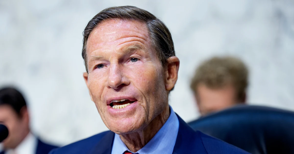 3 Senate Democrats team up with sports stars and unions to denounce House NIL bill