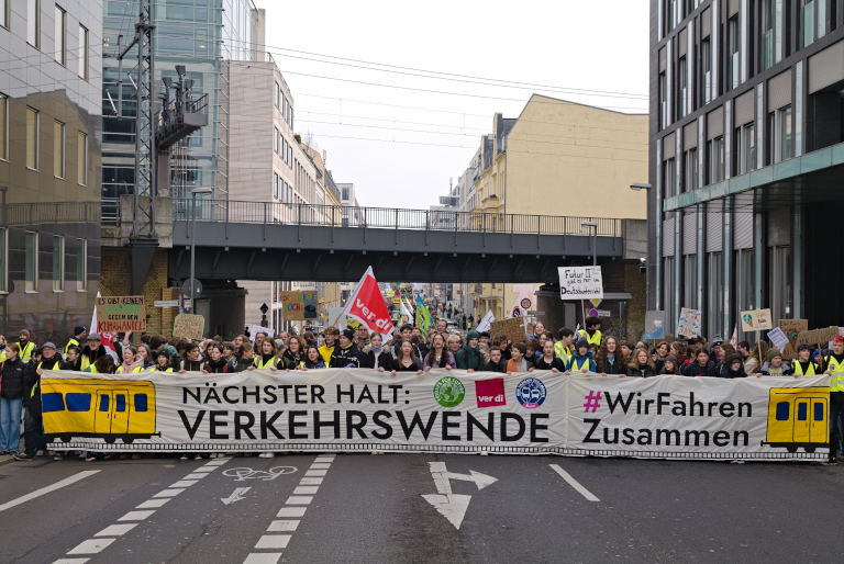 Overcoming Divisions and Building Power for the Just Green Transition: The Case for Climate-Labour Alliances