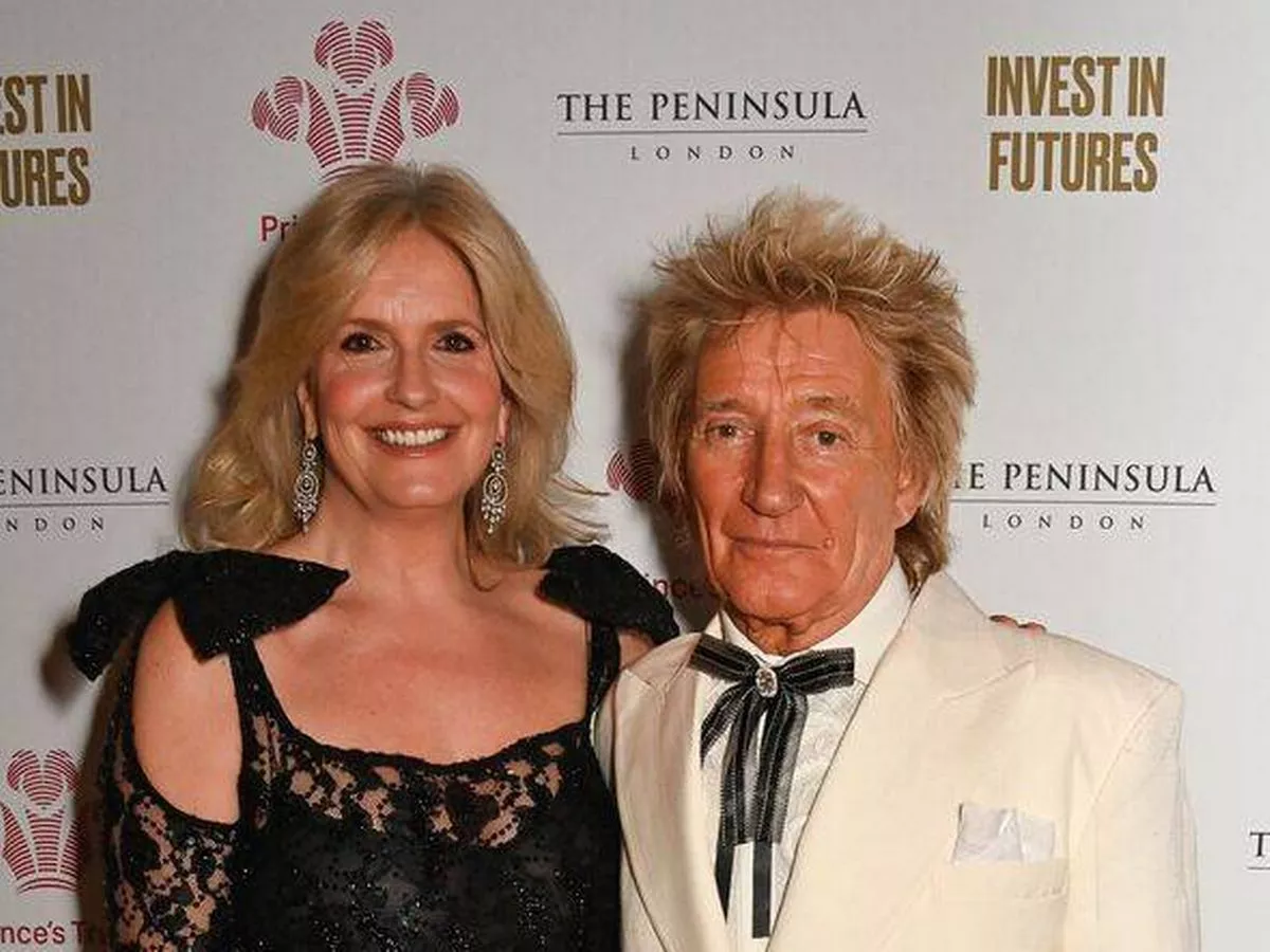 Penny Lancaster feared death after emergency surgery as she saw 'bright white light'