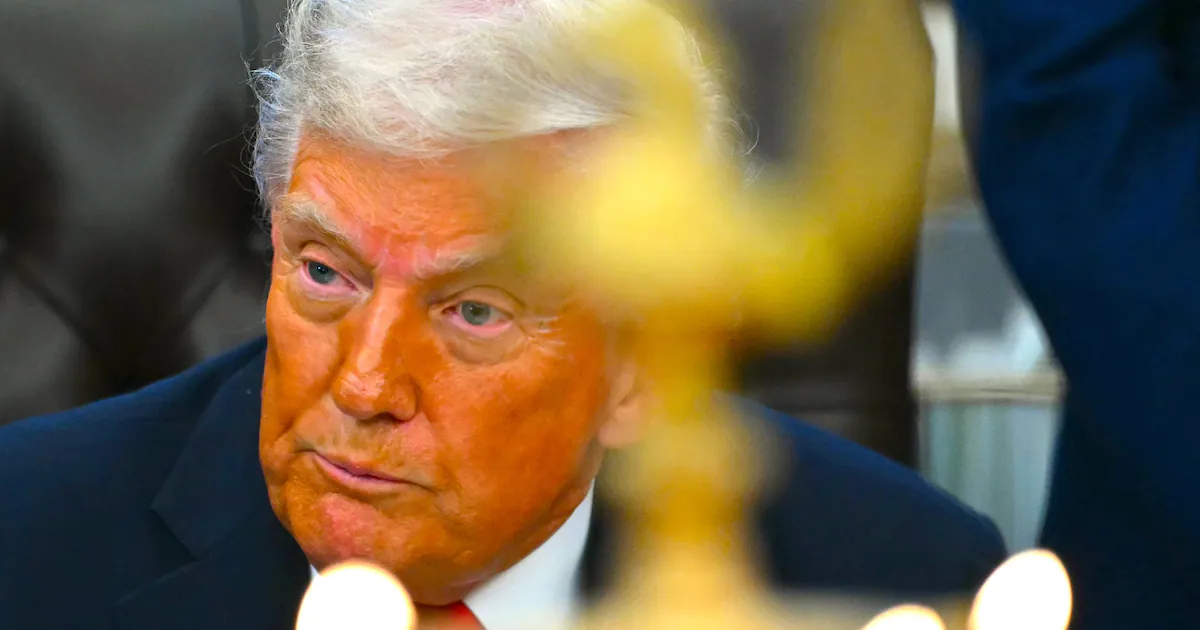 Scathing Poll Sends Trump a Major Warning