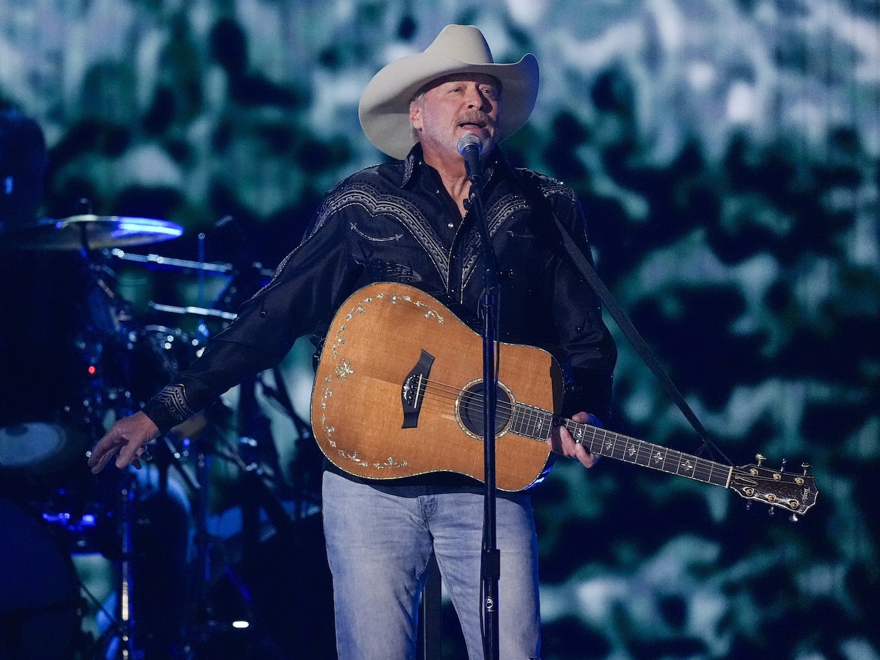 Don’t miss Alan Jackson’s final concert: A country music farewell