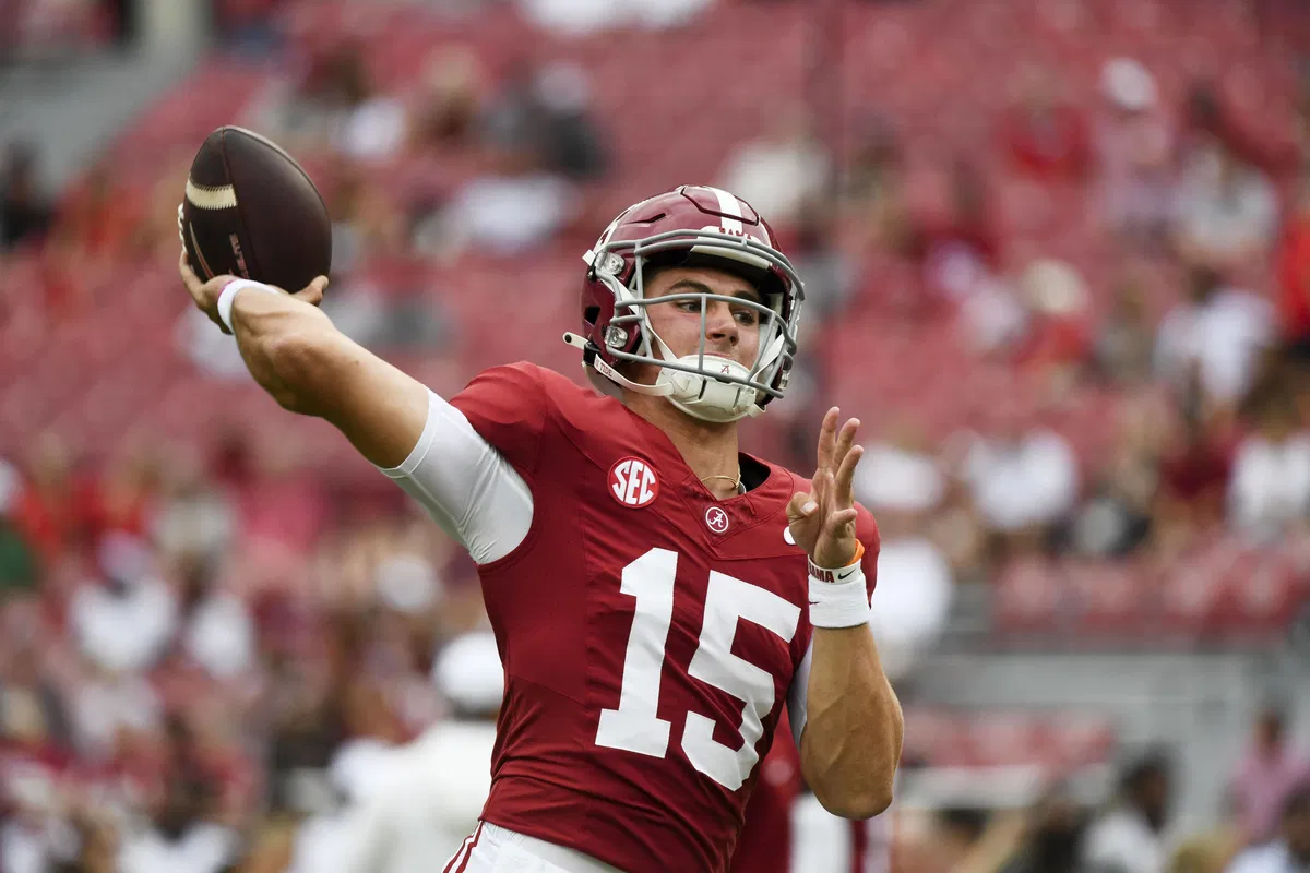 Ty Simpson Reveals His Unusual QB Room Message After Tough Alabama Confession