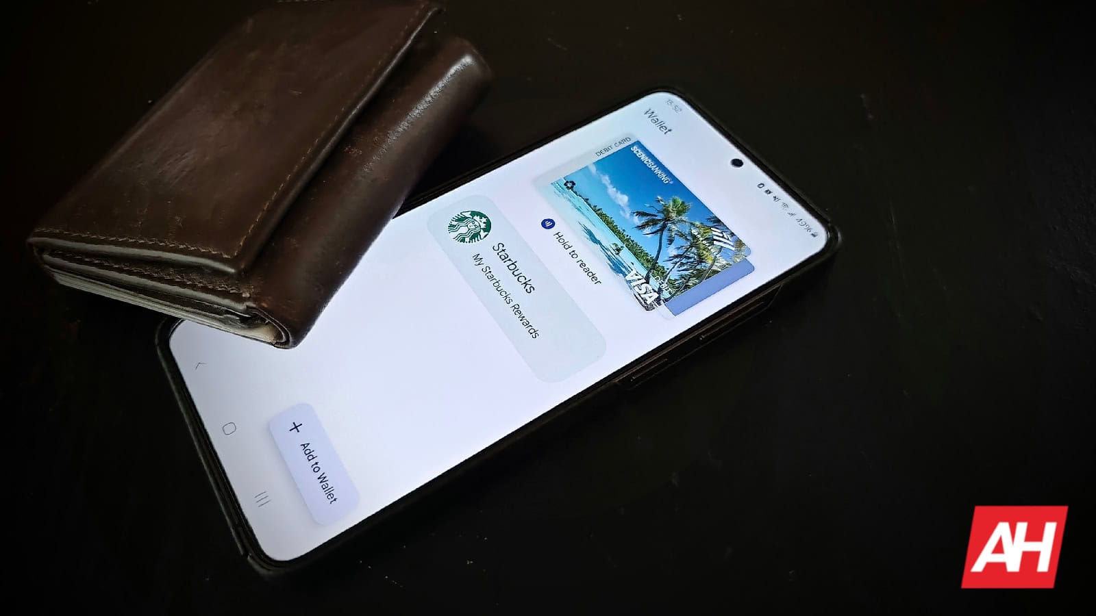 Google Wallet Now Pushes Live Flight Updates to Samsung's Now Bar