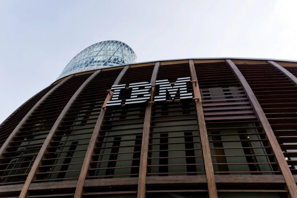 How To Earn $500 A Month From IBM Stock Ahead Of Q3 Earnings
