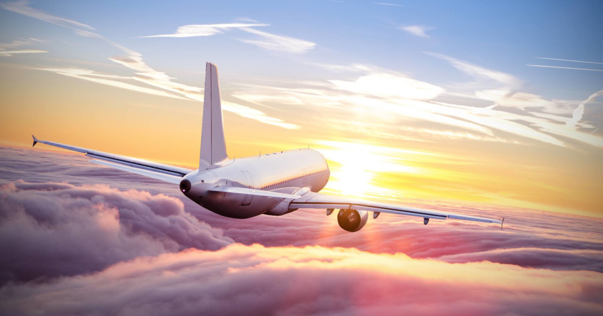A major airline may have to ban all in-flight alcohol (yes, really)