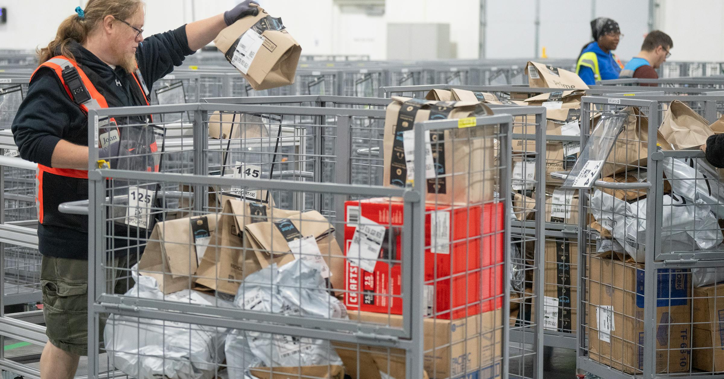 Amazon expands same-day delivery in Twin Cities