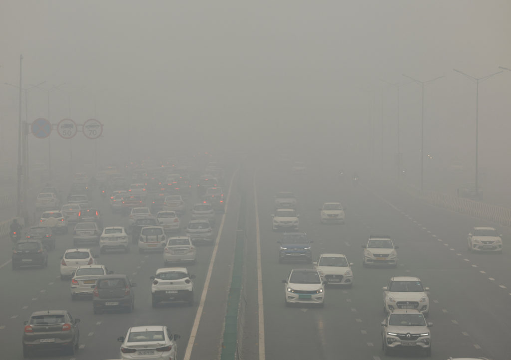 Delhi records worst post-Diwali air quality in 4 years; govt blames stubble burning in Punjab