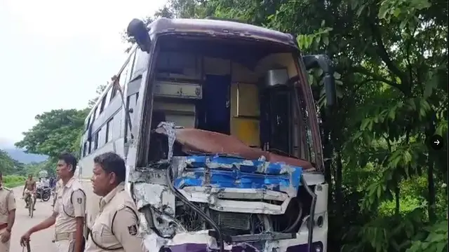 Series accidents occur in Banpur bypass on Bhubaneswar outskirts, 1 dead and 5 injured