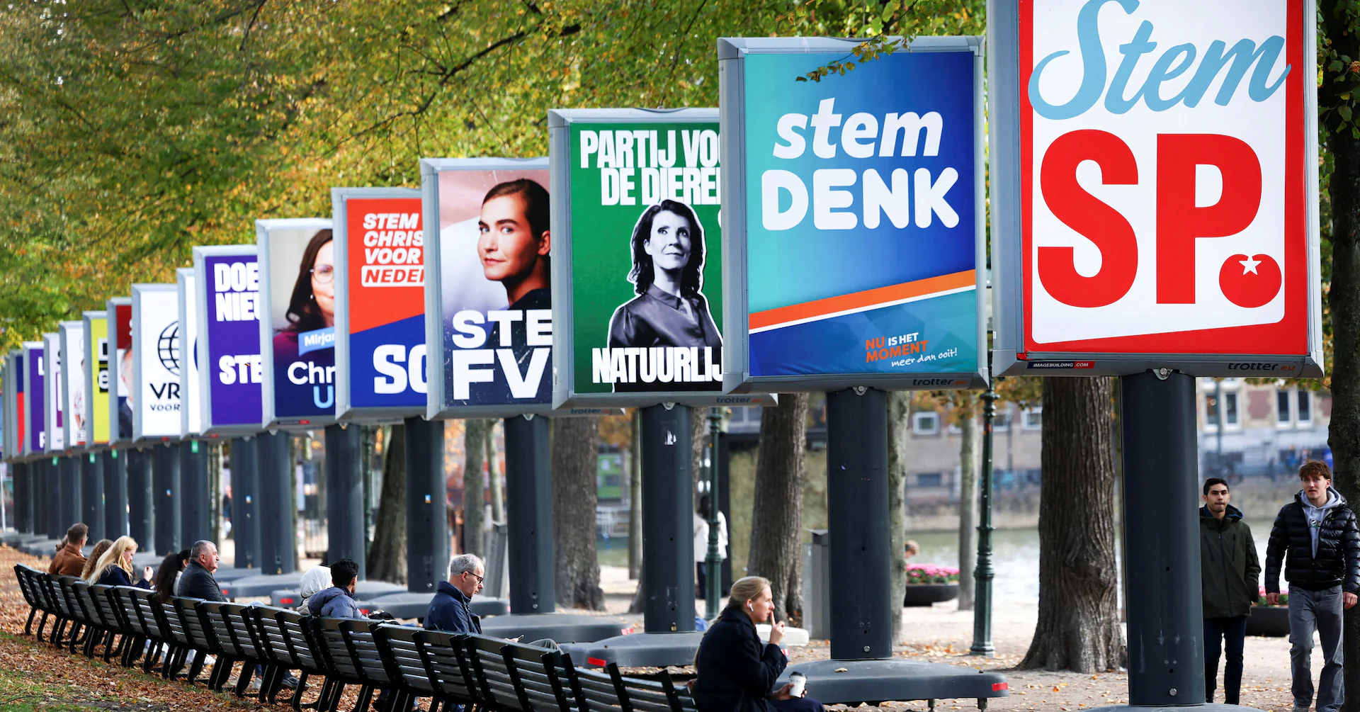 Who are the main candidates in the Dutch election?