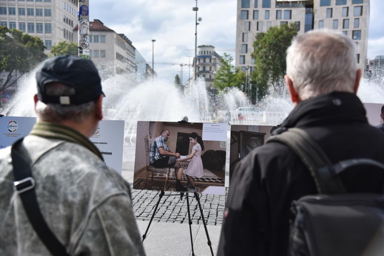 Munich hosts photo exhibition on Azerbaijan's mine victims