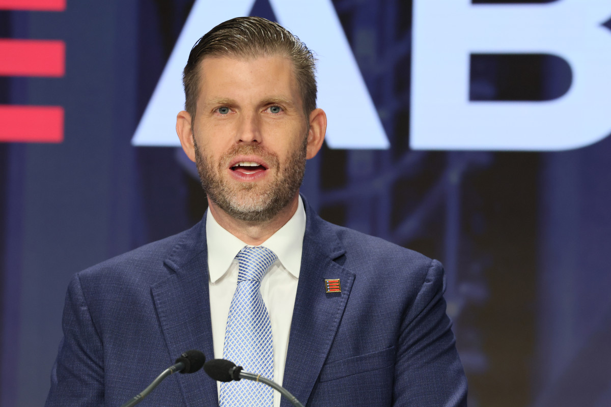 Eric Trump reveals Saylor asked him to mortgage