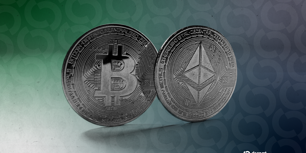 'Uptober' Falters as Bitcoin and Ethereum Slip, Solana Leads Double