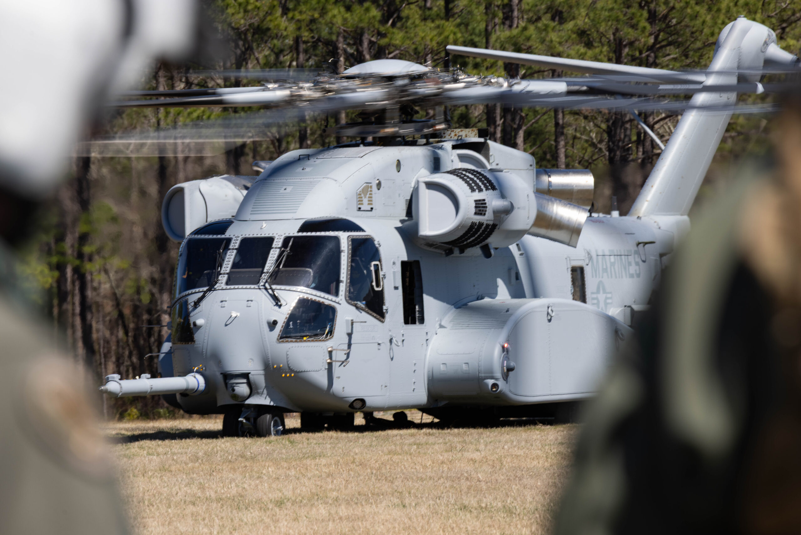 U.S. Navy awards $10.8B contract for heavy-lift helicopters