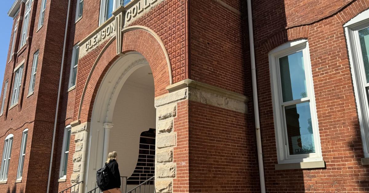 Clemson profs reject Trump higher ed ‘compact’