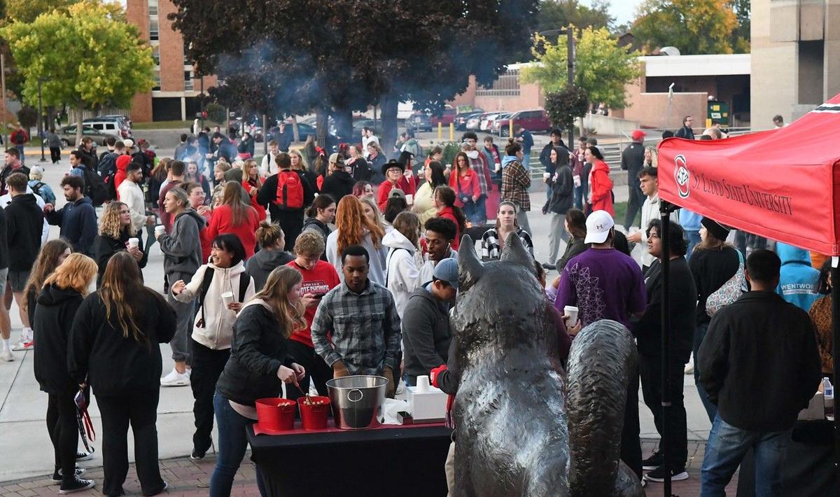 What To Expect At St. Cloud State's Homecoming Weekend