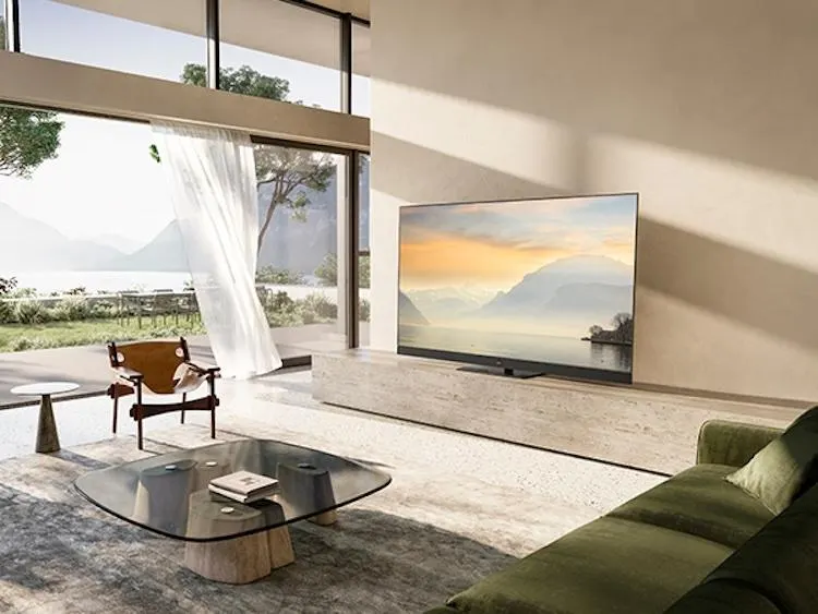 Panasonic Surprises U.S. Home Theater Fans With New 77-Inch OLED TV