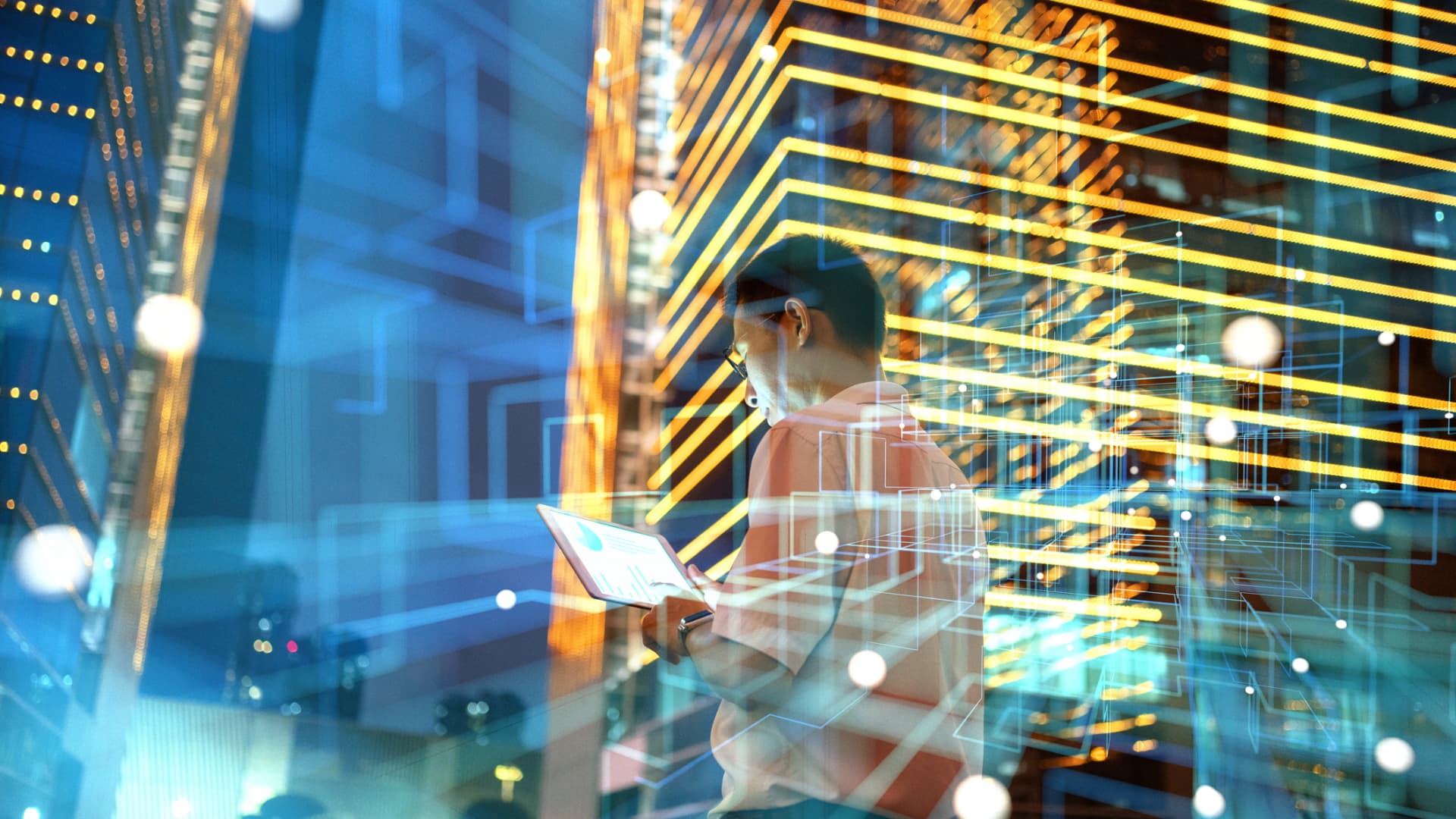 Commercial real estate is embracing blockchain. What investors should know