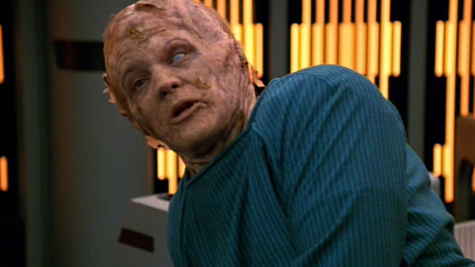 Star Trek: Voyager Showrunner (Kind Of) Defends One Of The Show's Worst Episodes