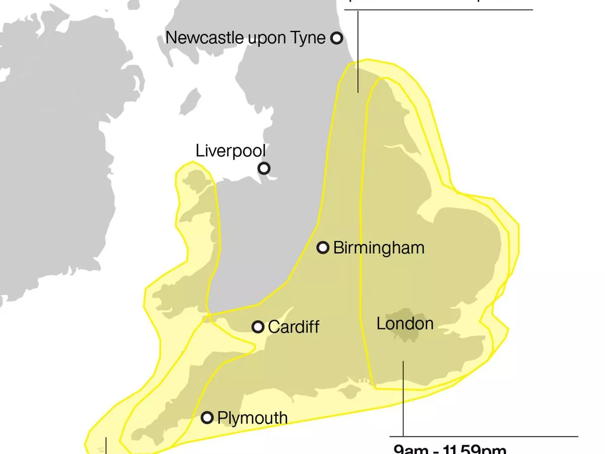 Storm Benjamin to hit UK with 75mph winds as Met Office issues warnings