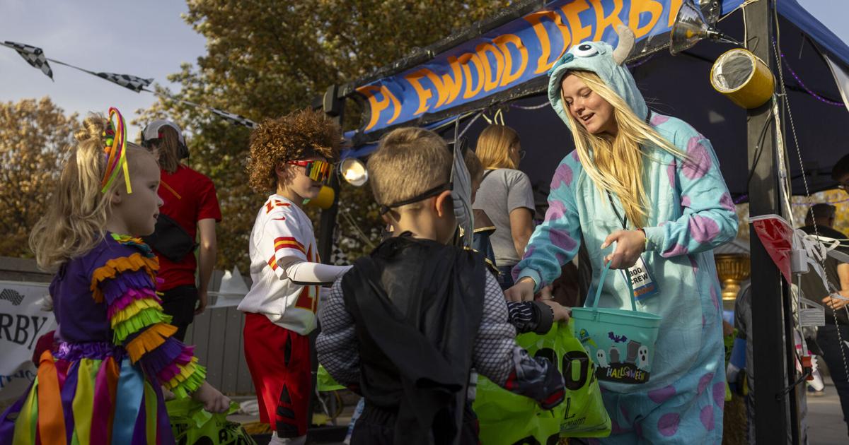 Boo at the Zoo in Lincoln lets kids, animals share Halloween