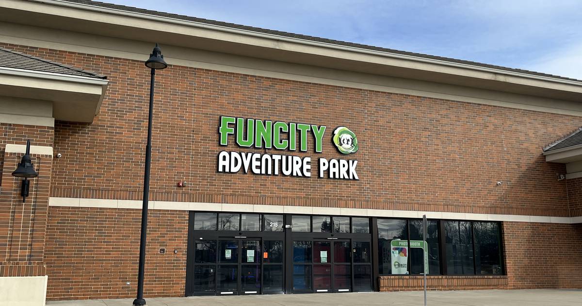 Fun City in Algonquin sued by 2 customers who say foam pit injured them