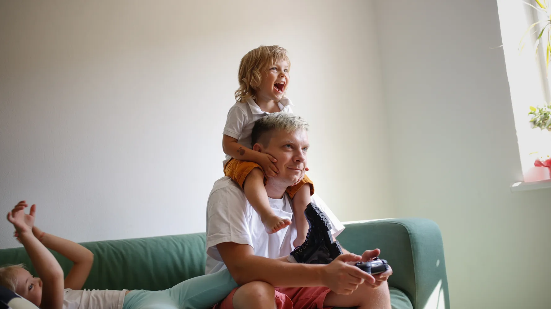 I'm A Parenting Coach – This Is Why So Many Kids Can't Seem To Sit Still