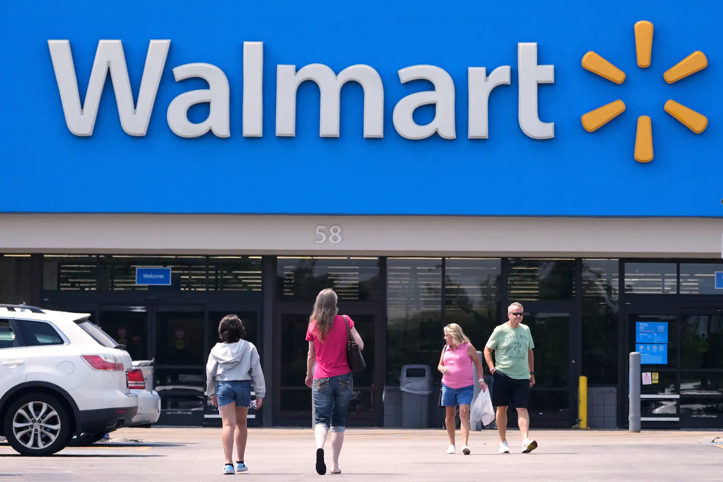 Walmart pauses job offers to candidates needing H-1B visas