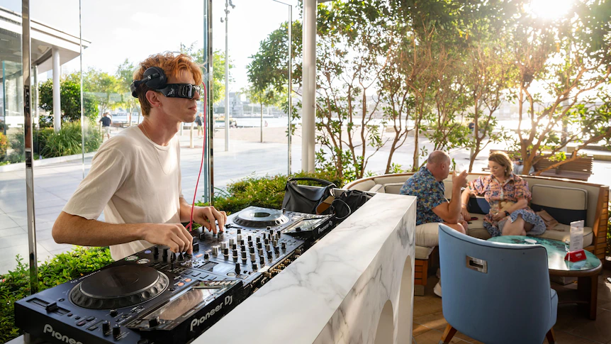 More live entertainment to move outdoors after changes to 'outdated' system