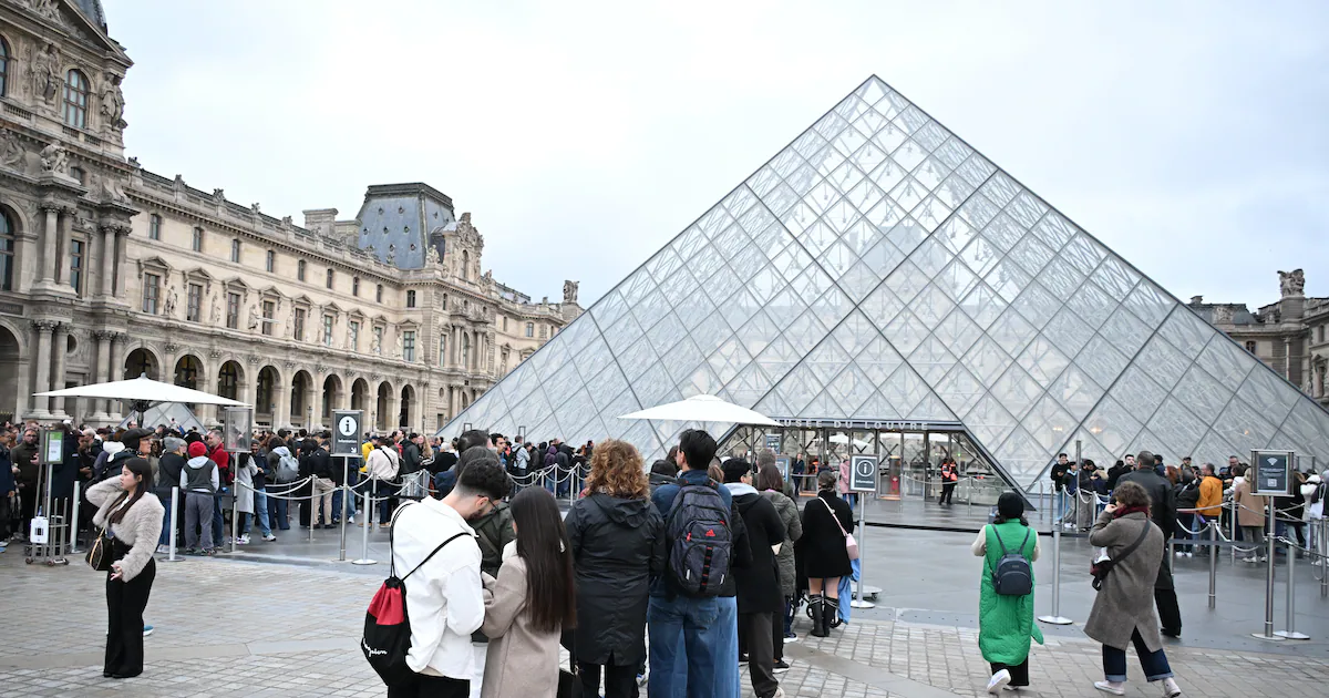 How much was stolen from the Louvre?
