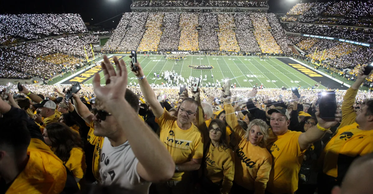 The 3 best college football stadium experiences, ranked