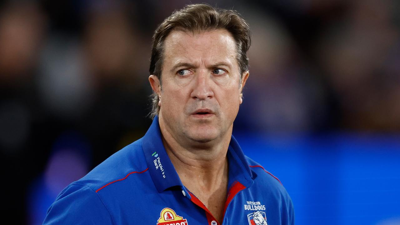 AFL coach target of alleged extortion plot, threats