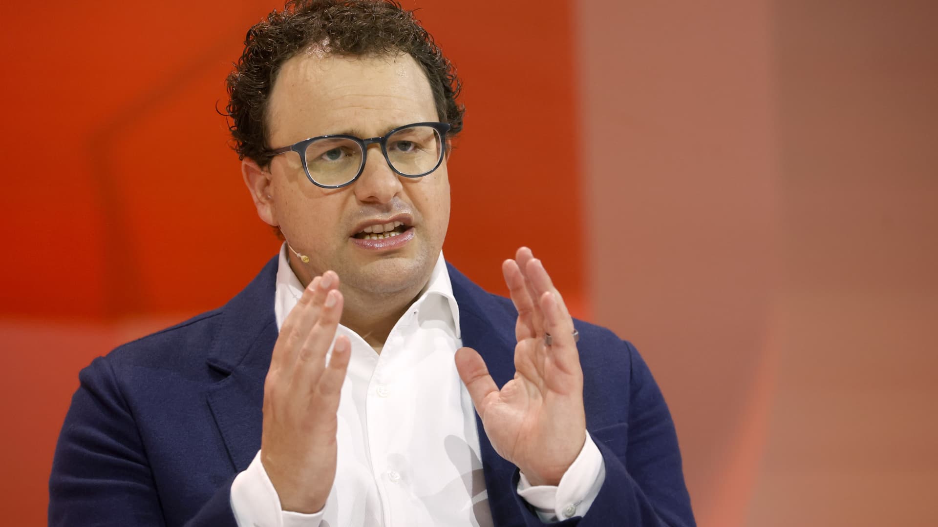 Anthropic CEO disputes David Sacks' claims that company is 'woke'