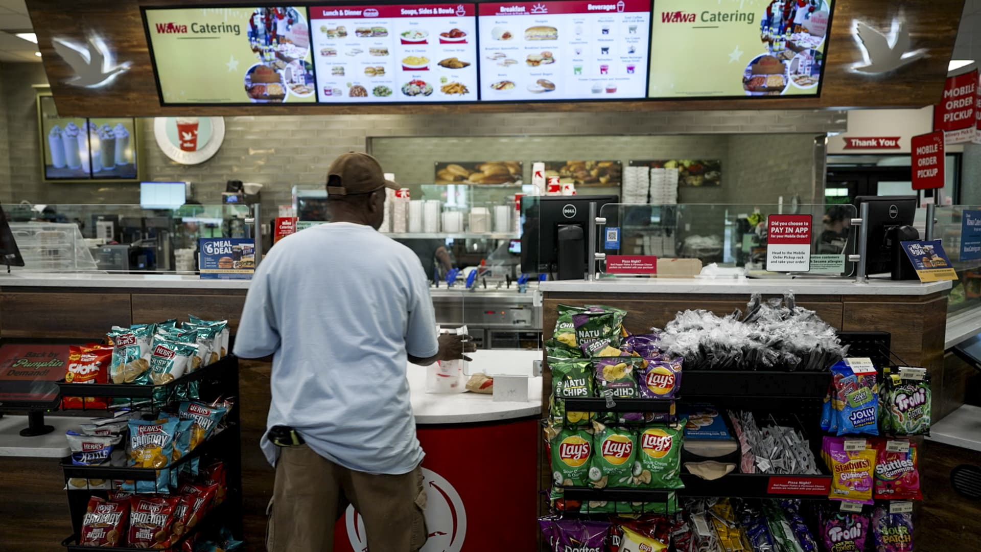 How Wawa is stealing customers from Wendy's, Burger King and Starbucks