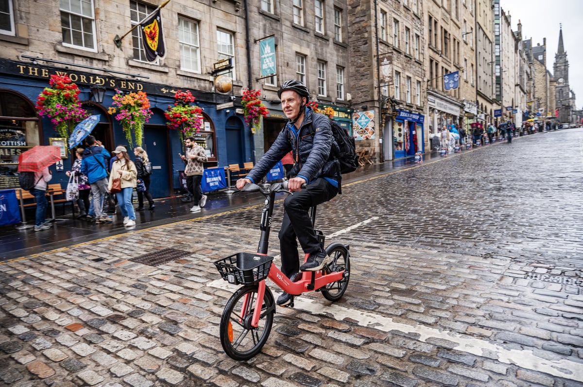 Edinburgh Voi bikes: Edinburgh cycle hire scheme set to expand into more areas of the city