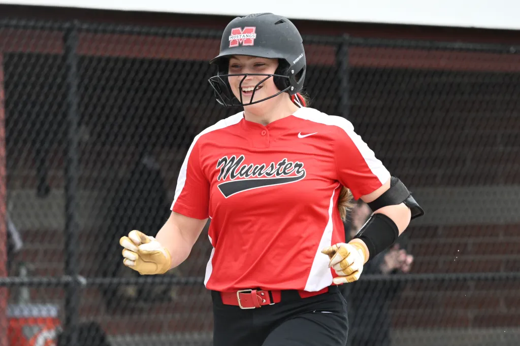 Munster's Ally Compton commits to Indiana