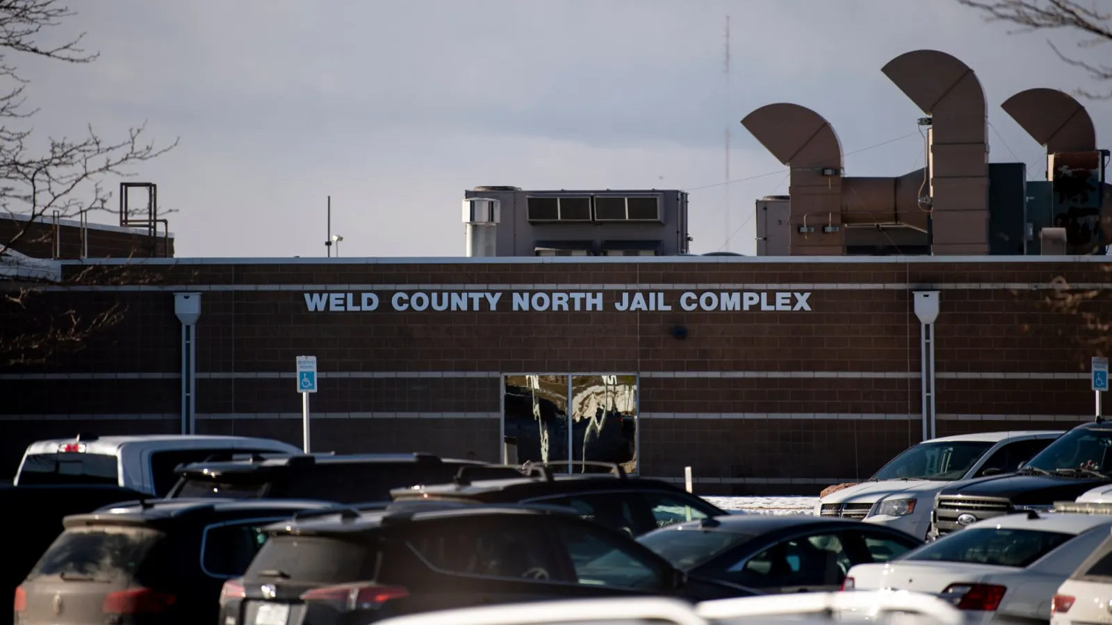 What role did a 2024 Colorado law play in the release of Ephraim Debisa from Weld County’s jail?
